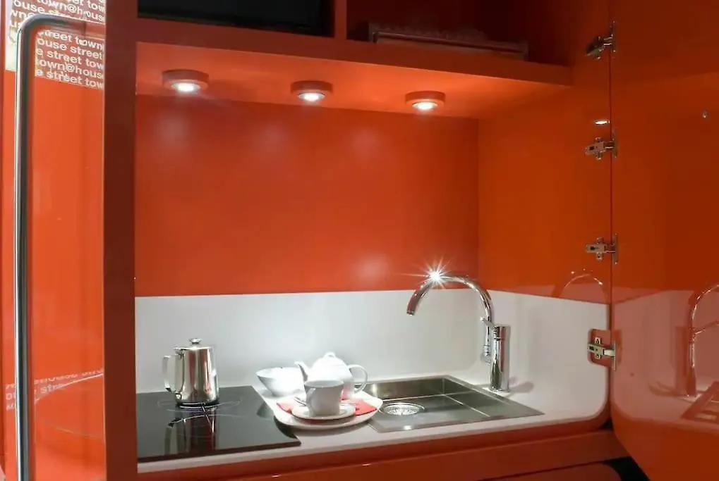 +Parking 1 Minuto Metro M4 Apartment Milan