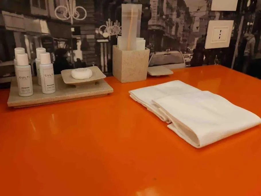 +Parking 1 Minuto Metro M4 Apartment Milan
